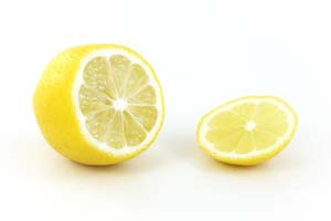 Muebles de mimbre: dales brillo con aceite de limón