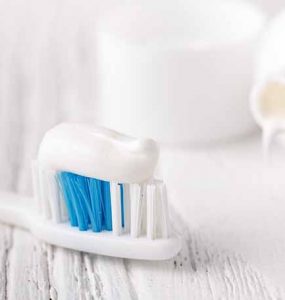 Cómo desinfectar el cepillo de dientes con vinagre - Trucos de hogar
